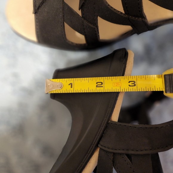 Easy Comfort Black Sandals - Picture 6 of 6